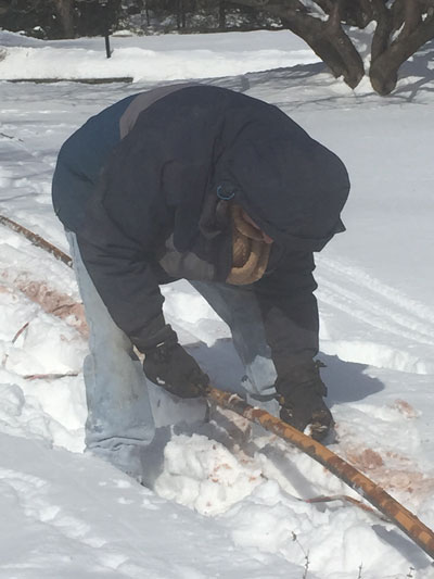 repairing a frozen water pipe